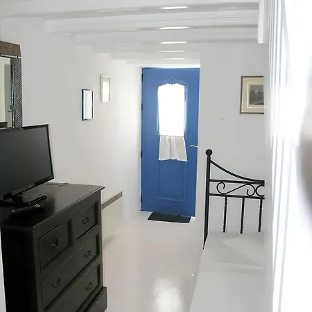 Peter's Arhontiko Apartment *