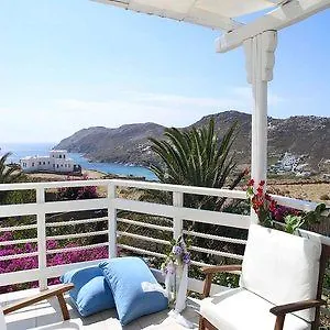 Peter's Arhontiko * Mykonos Town