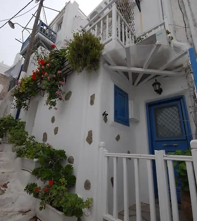 Peter's Arhontiko * Mykonos Town