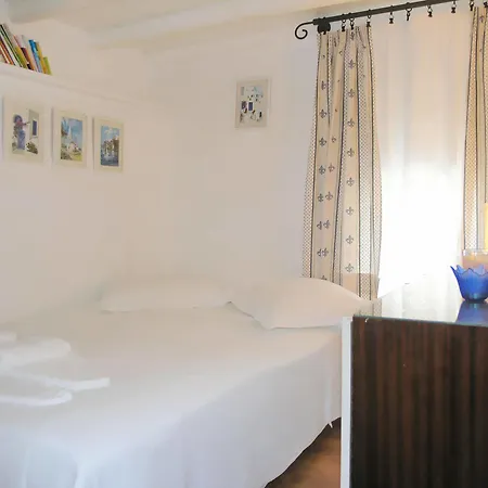 Peter's Arhontiko Apartment *